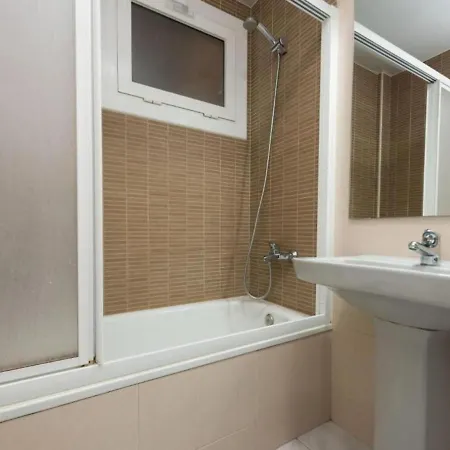 Hotel Ruby * Μονπελιέ